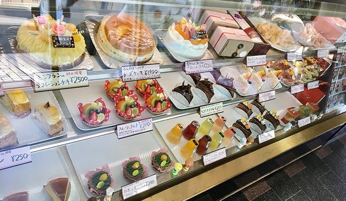 ふんわり しっとり なめらか食感の チョコチーズスフレ 長崎街道シュガーロード