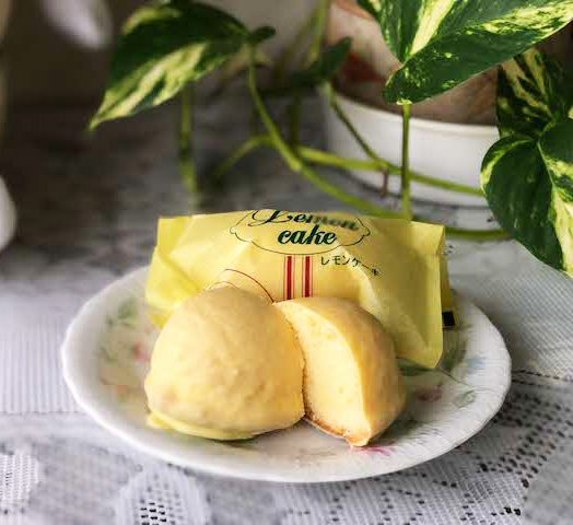 レモンの色と形が特徴的なかわいいお菓子 レモンケーキ 長崎街道シュガーロード